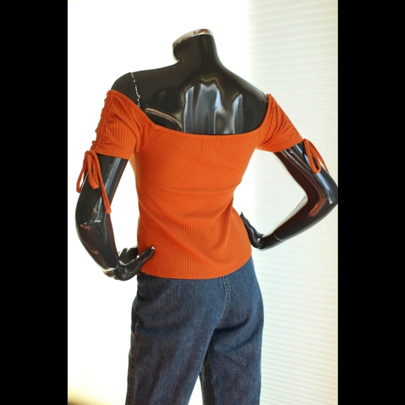 MINKPINK orange ribbed off the shoulder top - Picture 3 of 4